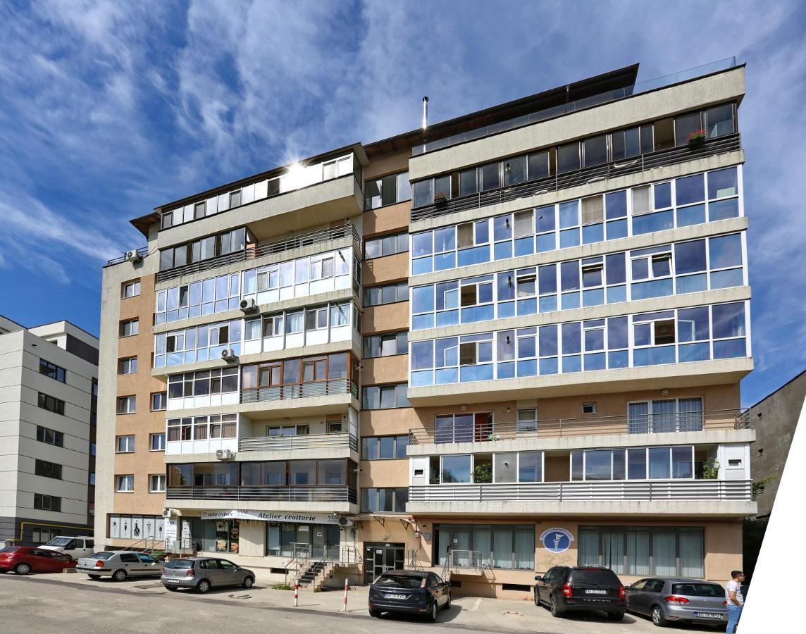 Bloc Izvor Apartment Pitesti Luaran gambar